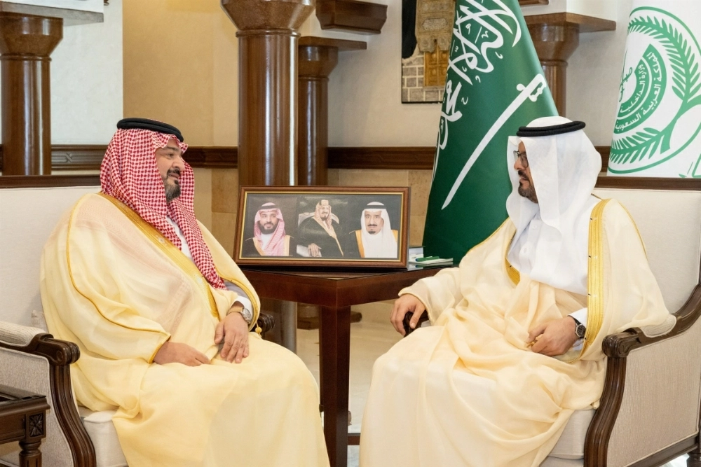 Mayor of Jeddah is a Manarat Jeddah Alumni!